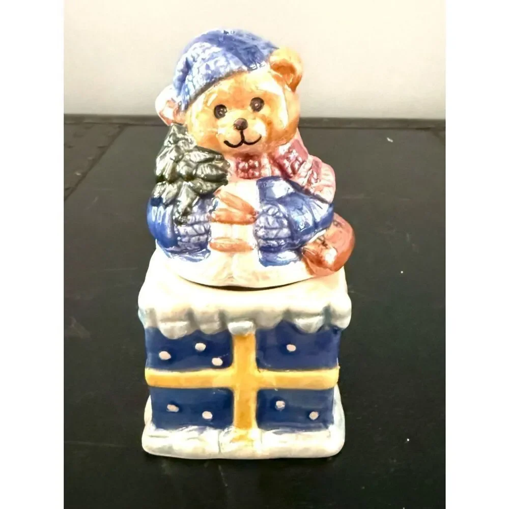 VTG Christmas Santa Bear Stackable Salt & Pepper Shakers Ceramic Lusterware Blue